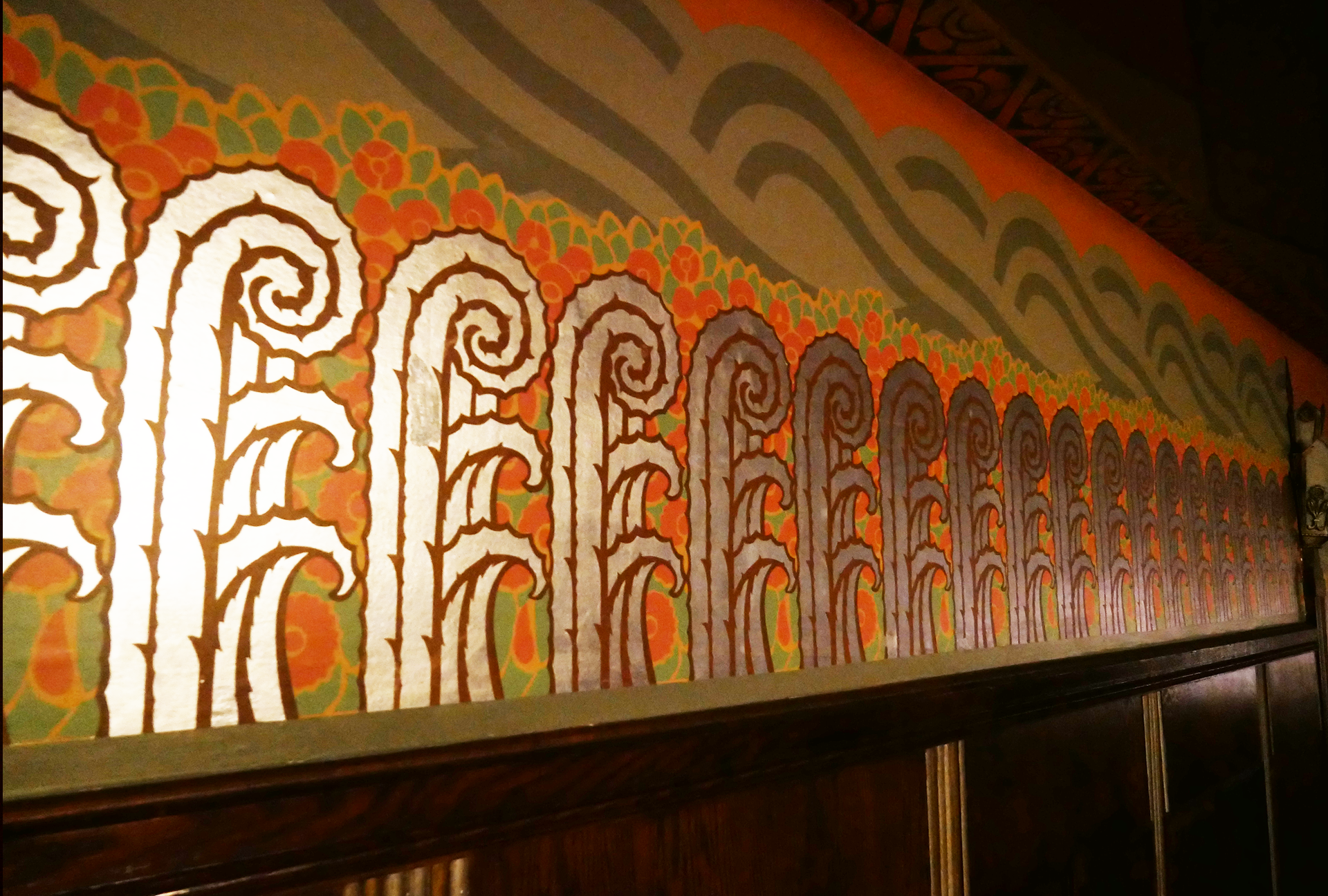 Detail of interior Art Deco painting on Flynn walls.